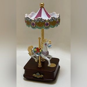 Westminster Horse Carousel Music Box